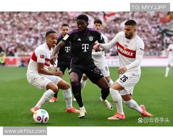 艾菲斯与巴萨激战正酣争夺欧冠荣耀的巅峰对决