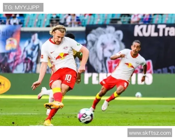 莱红牛与热刺激战正酣谁能在欧战中笑到最后 莱红牛与热刺激战正酣谁能在欧战中笑到最后