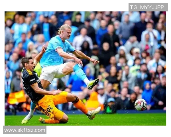 京多安领衔新赛季展望解析其在球队中的关键角色与未来发展潜力 京多安领衔新赛季展望解析其在球队中的关键角色与未来发展潜力