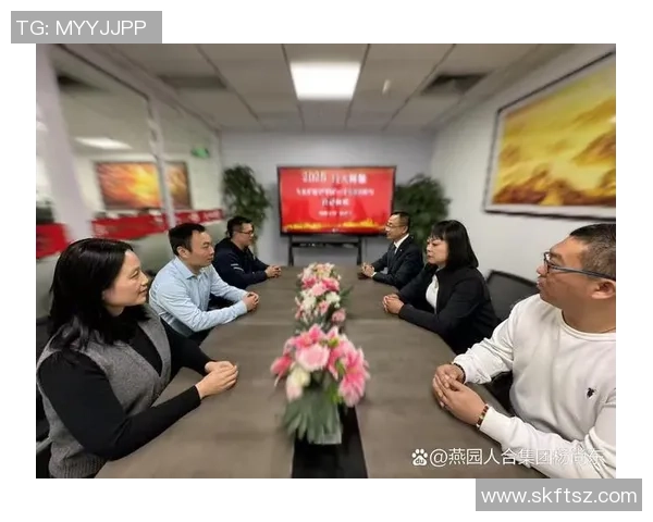 李泓澎：在时代浪潮中探索创新与传统的交汇点