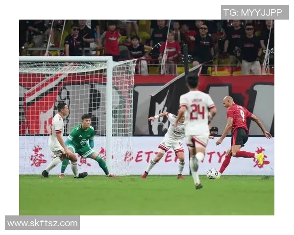 成都足球队荣登足球团队协作排行榜第十名展现团队精神与实力MBA 成都足球队荣登足球团队协作排行榜第十名展现团队精神与实力MBA